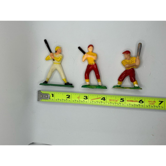 Baseball Cake Topper Plastic Figures Yellow Red Batters Vintage - Picture 4 of 4